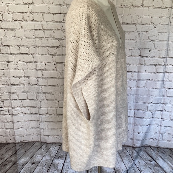 Anothropogie Sleeveless Cardigan sweater - Picture 4 of 9